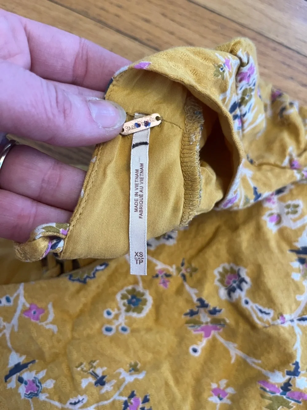 Free People Talia Yellow Floral Top Size XS Ties At Back Boho - Picture 3 of 5